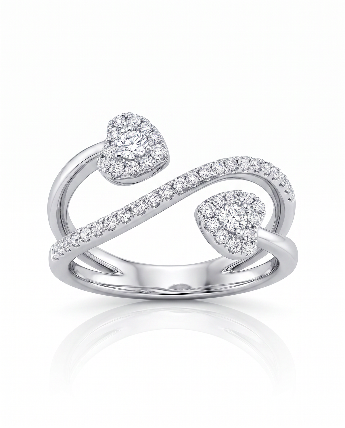 18K White Gold Ring with Natural Diamonds