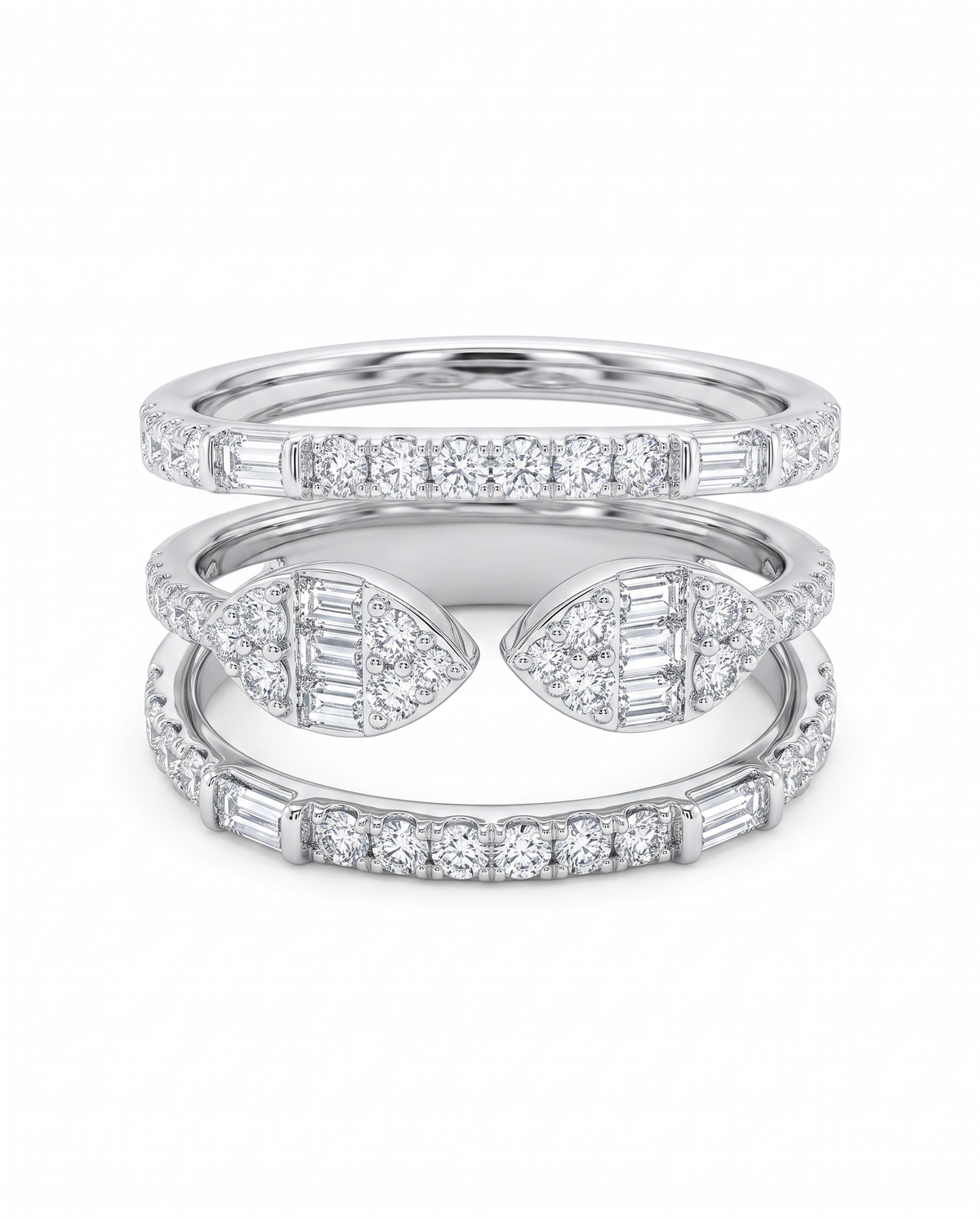 18K White Gold Ring with Natural Diamonds